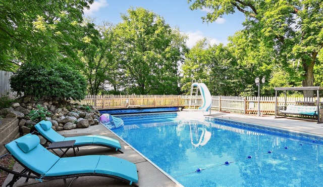 Secluded Luxe 5BR Estate Pool, Wineries, Near ND