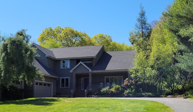 Secluded Spacious NY Getaway, 1 hour from NYC
