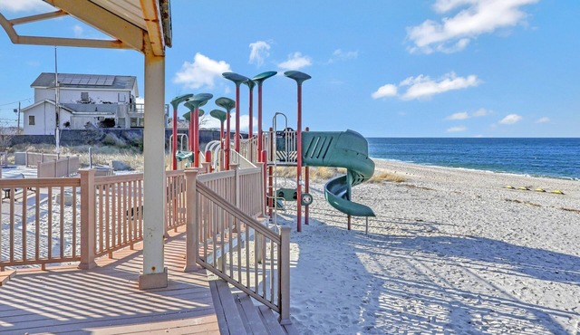 Silver Beach Bliss: Luxury Waterfront Home w/ Pool