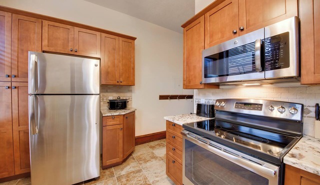 Ski & Explore! Charming Downtown Wallace Condo in Wallace