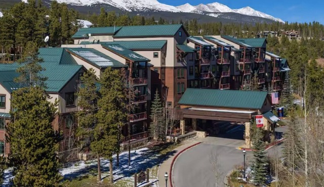 Skiing in Breckridge!