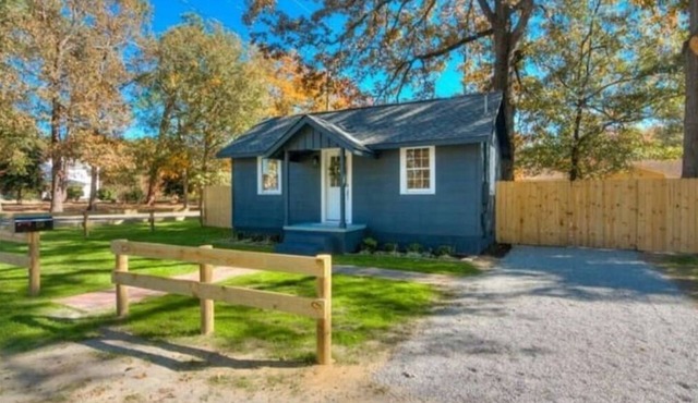 Sly Fox Cottage
