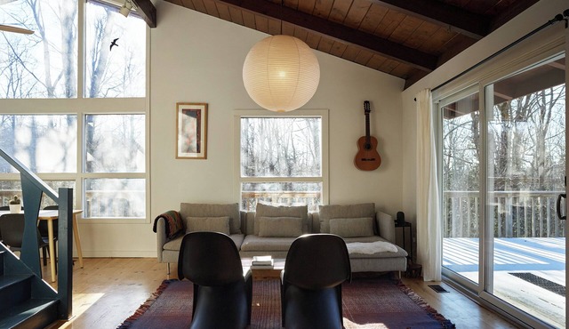 Snug Chalet - Family-Friendly, Wi-Fi + Close to Mount Snow