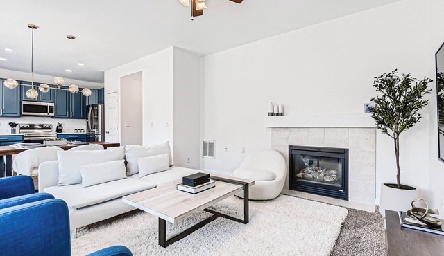 Spacious 3BR Aurora Home with Garage and Workspace