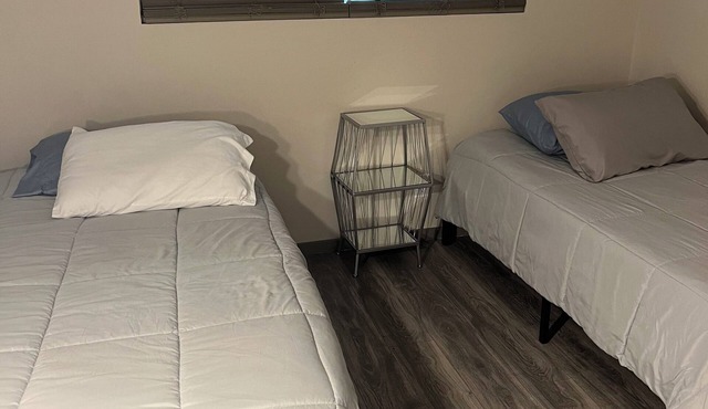 Spacious 4-bedroom home with refreshing pool. AC and WiFi in vibrant Las Vegas