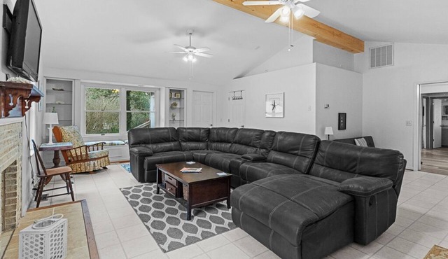 Spacious 5BR One Level Home Near Ocean City
