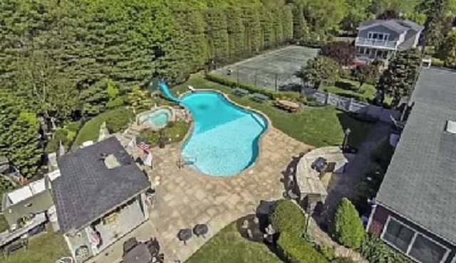 Spacious Family Compound in beautiful Westhampton with private Tennis Court