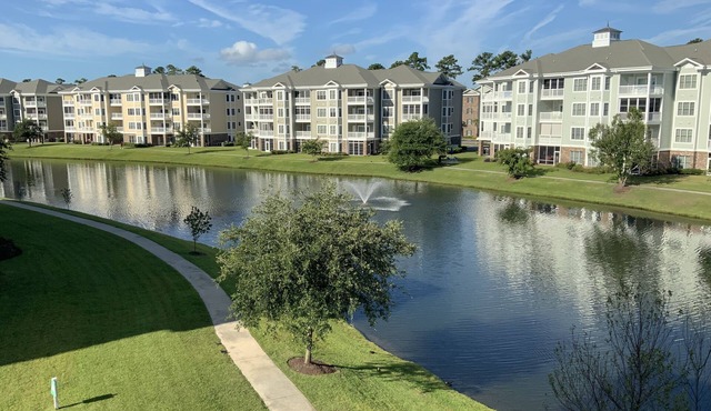 Spacious Myrtlewood Condo 2br, 2 Full BA With Lake View