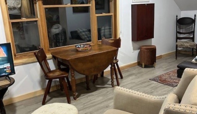 Spacious Studio With Gorgeous Lake Views