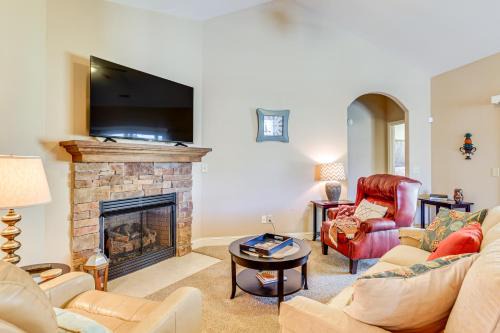 Stay at Jo’s Taylor Retreat: 9 Mi to Greenville!