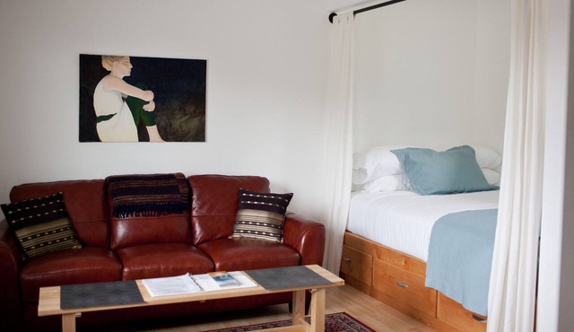 Studio Apartment in Eastsound, the Heart of Orcas Island - Chinook 4 in Eastsound