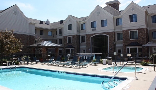 Studio Close to the Airport! | Seasonal Outdoor Pool + Hot Tub + Free Breakfast