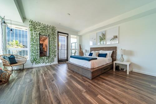 Sunset Blvd Studio Apt in the Heart of Hollywood