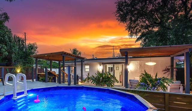 Swim, Dine & Relax - Your own private paradise