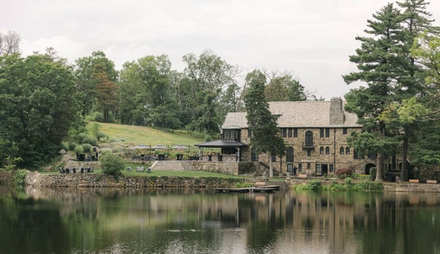 The Mansion at Willow Lake