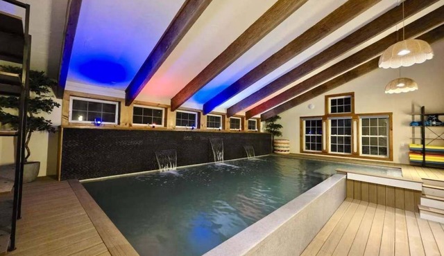 The Myrtle Villa Hot Tub Pool Near Mount Snow