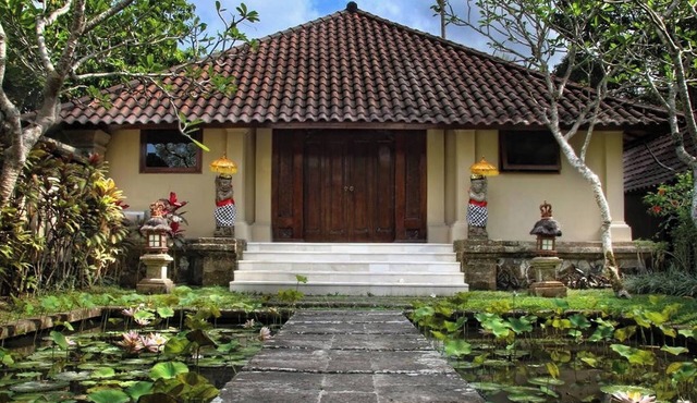 Toya Retreat Villa