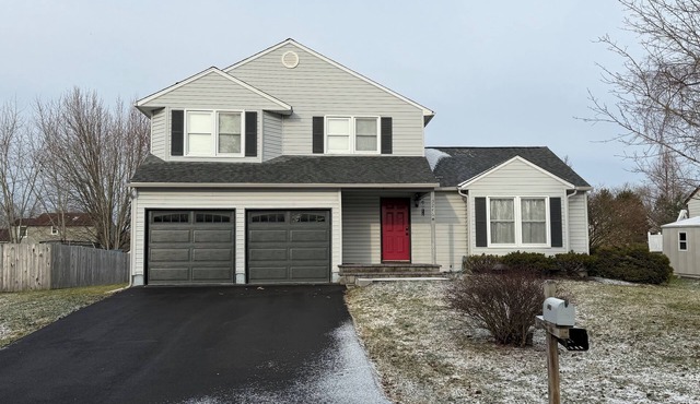 Updated 3 Bedroom Home in Clay