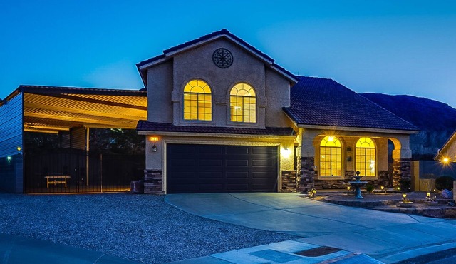 Upscale 4 BR Home with RV parking