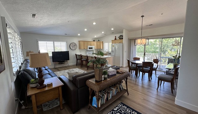 Upscale all the Way! 2BR 2BA Las Palmas Condo in St. George UT