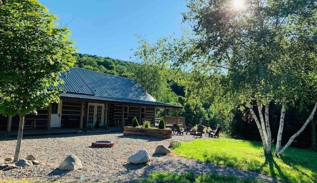 Valley View B - Rustic Log Cabin