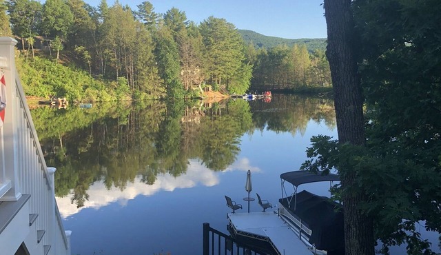 Waterfront Cottage 5 minutes to Mount Wachusett, Dock, Pet Friendly, Kayaks