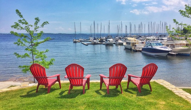 WhatAVu! ! Enjoy Watching the Boats or Hiking in the State Park!
