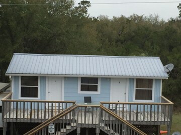 Spring Warrior Fish Camp Studio Room, Located On the Gulf of Mexico in Perry