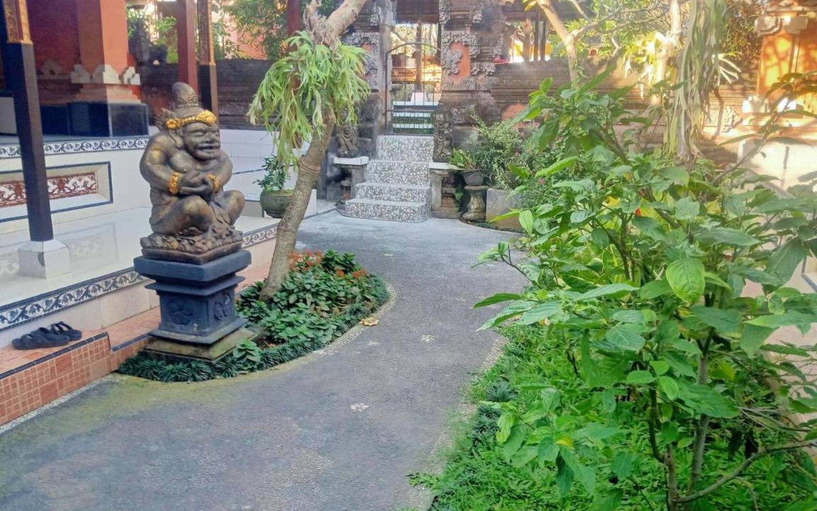 Photo of Others in Batuan