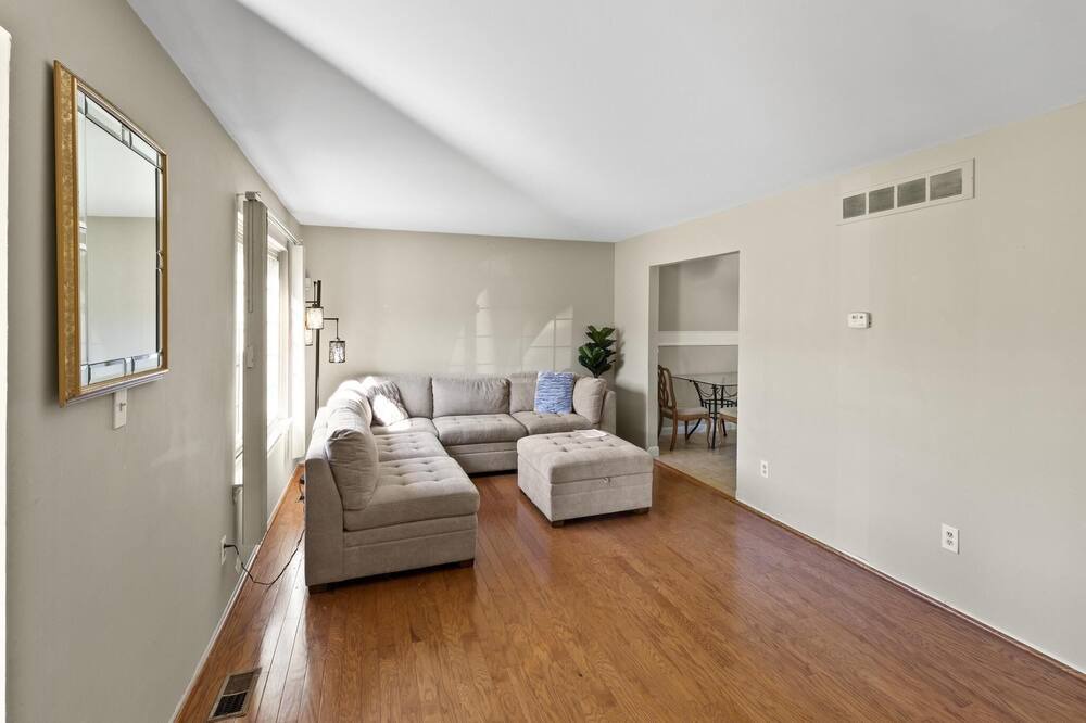 Photo of Bedroom in Drayton Plains