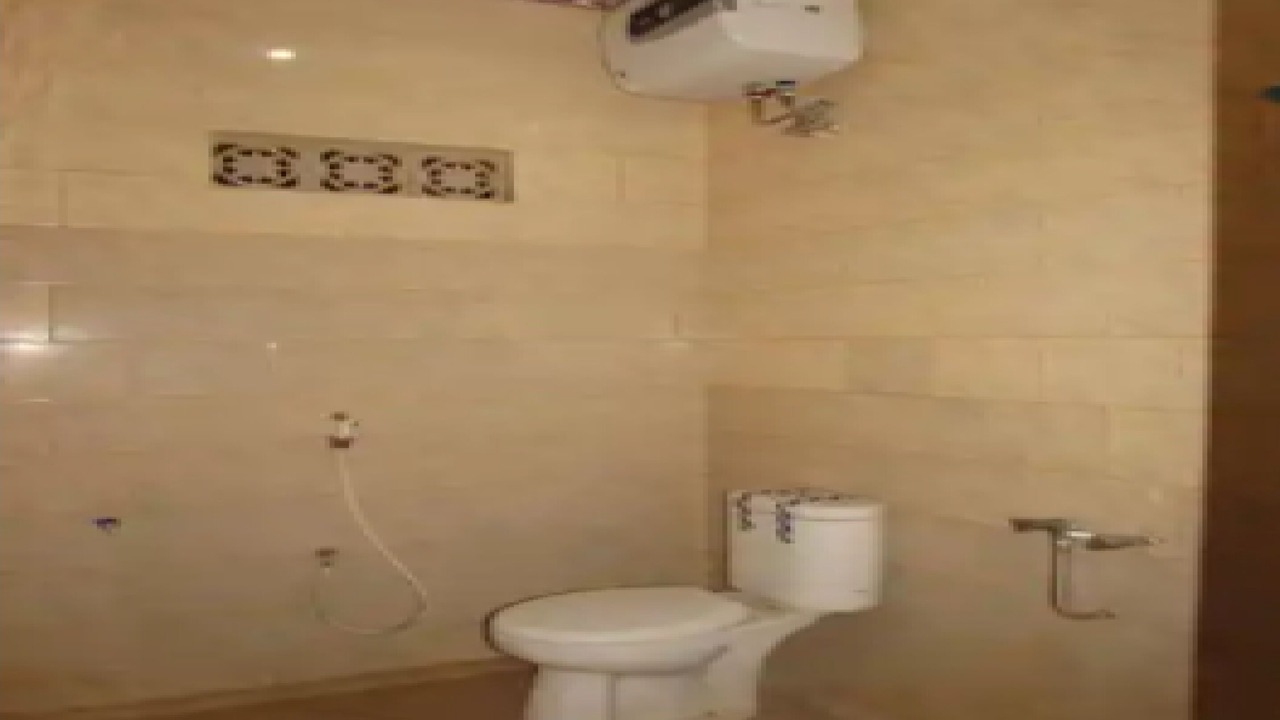 Photo of Bathroom in Gatot Subroto