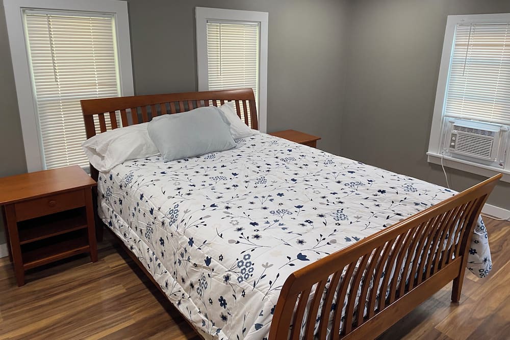 Photo of Bedroom in Middlebury