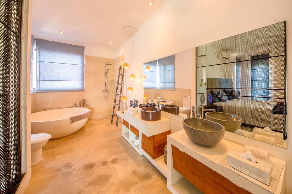 Photo of Bathroom in Pecatu