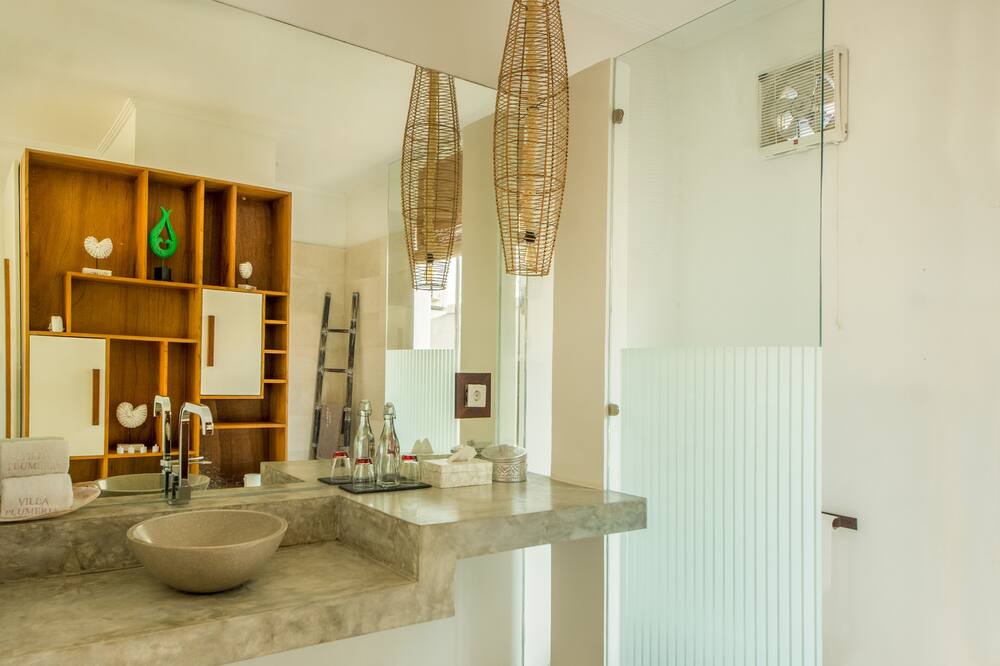 Photo of Bathroom in Pecatu