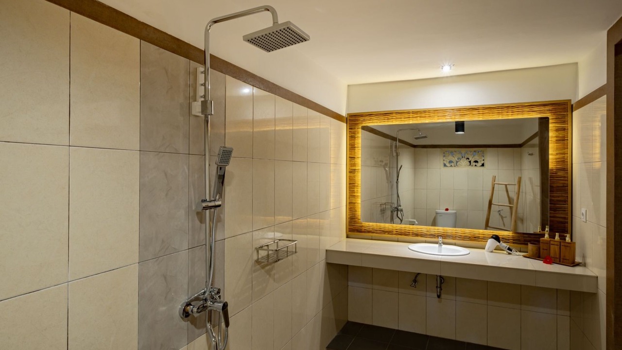 Photo of Bathroom in Singakerta