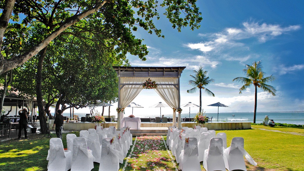 Photo of Outdoor in Kartika Plaza