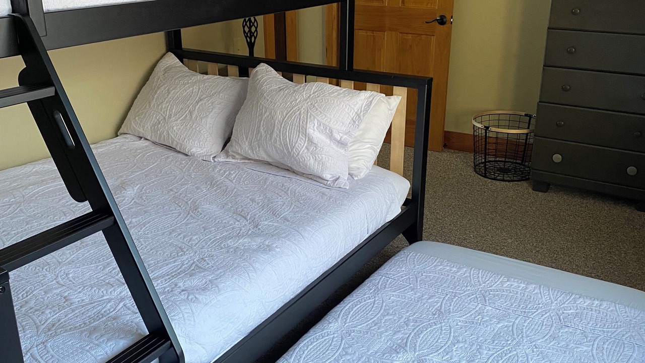 Photo of Bedroom in North Troy