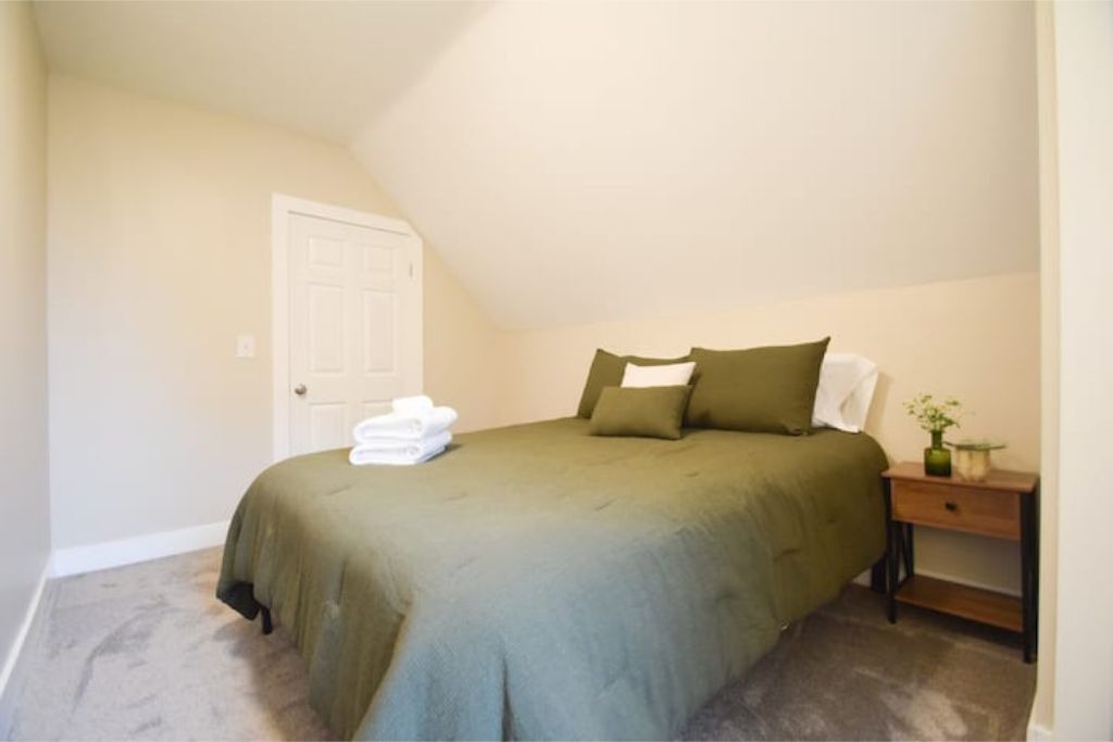 Photo of Bedroom in Bolton Landing