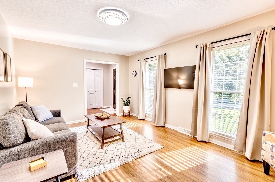 Photo of Livingroom in Anderson