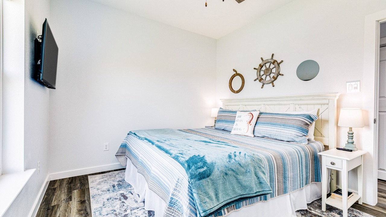 Photo of Bedroom in Indian Beach