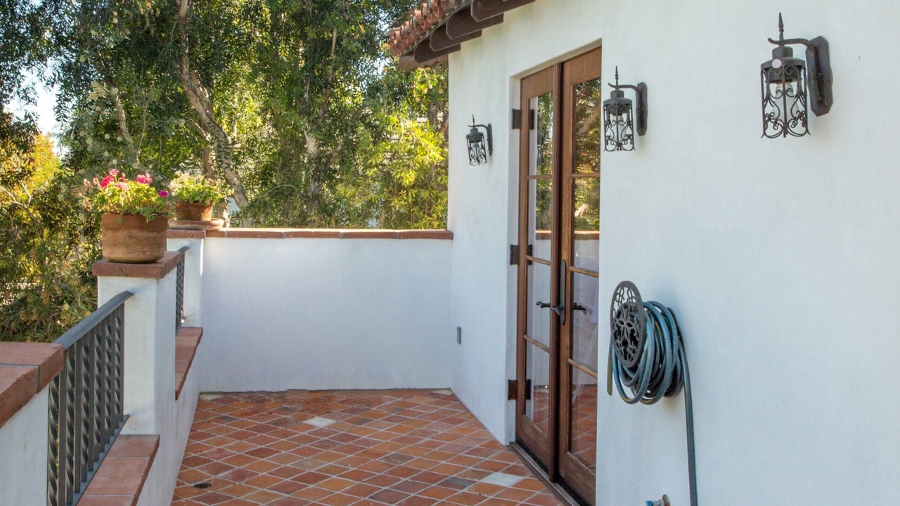 Photo of Patio Balcony in The Flats