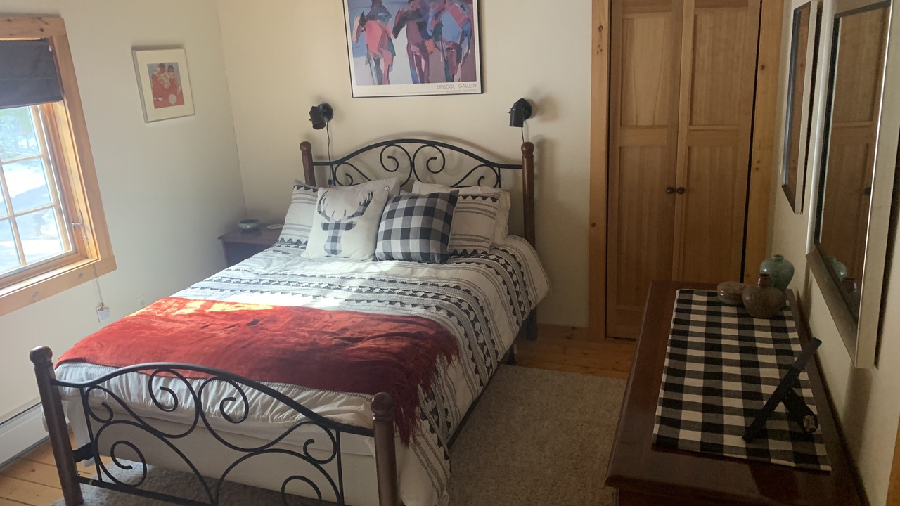 Photo of Bedroom in Bolton Landing