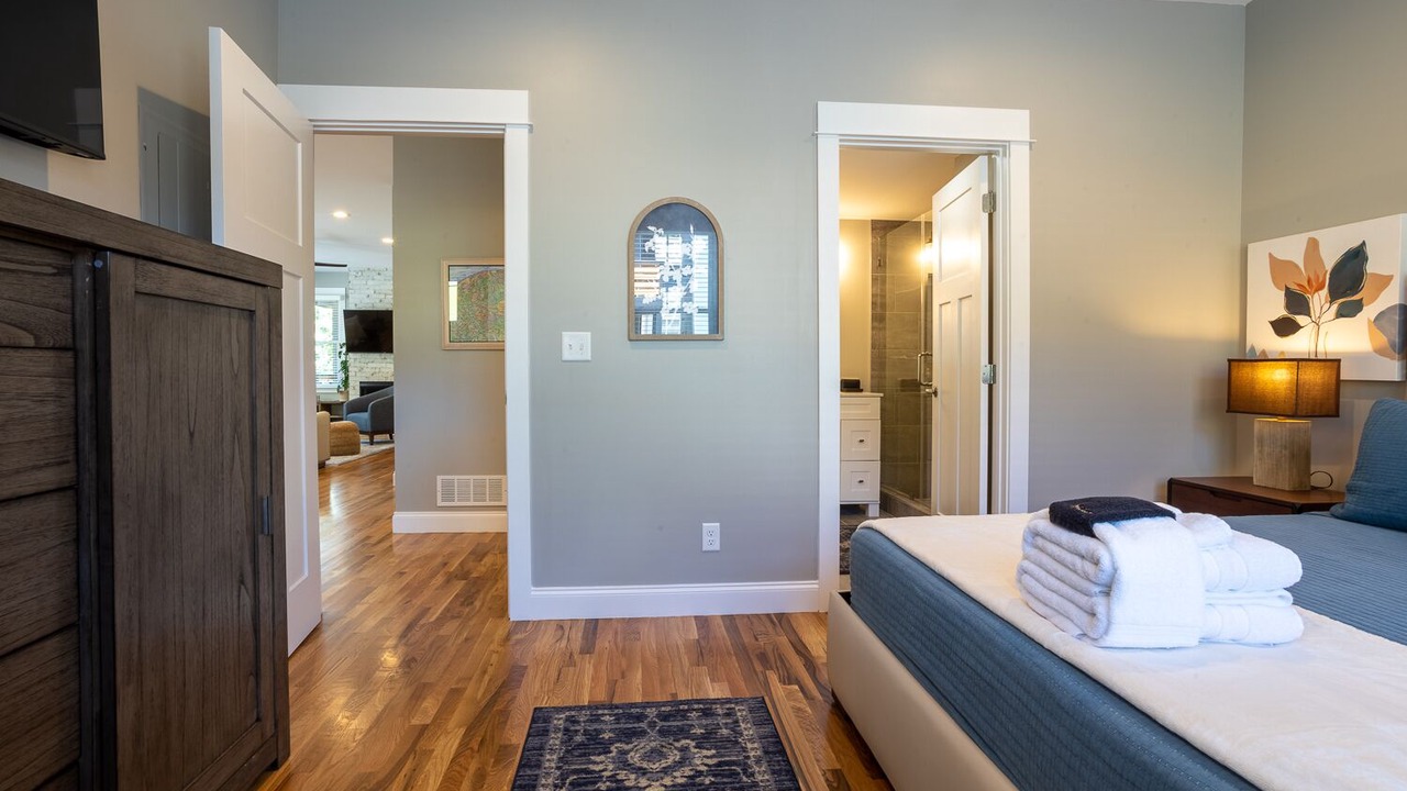 Photo of Bedroom in Woodfin