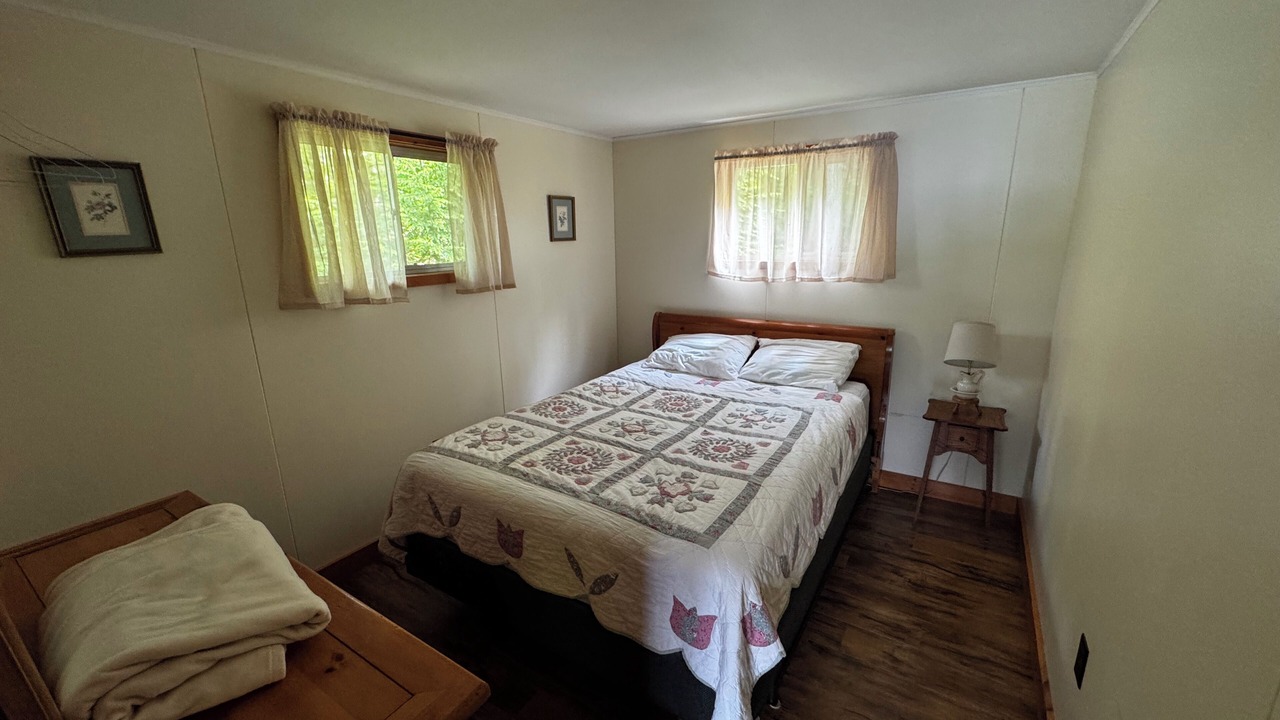 Photo of Bedroom in Moriah Center