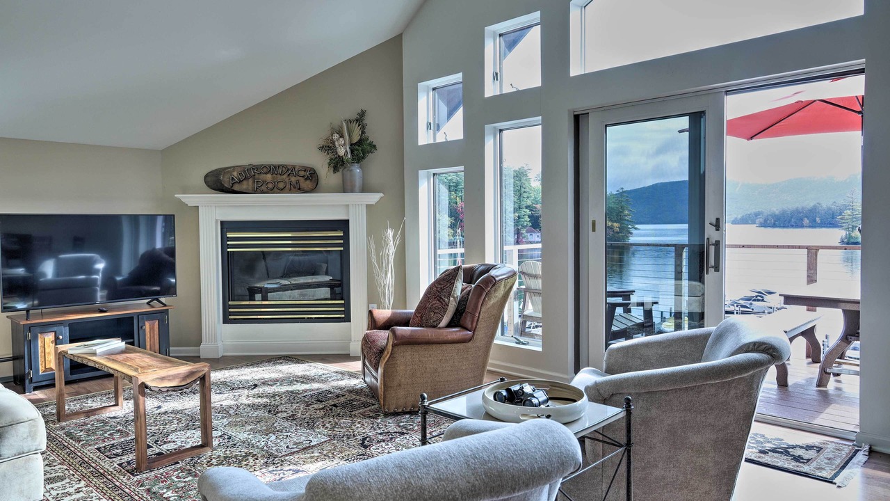 Photo of Livingroom in Bolton Landing