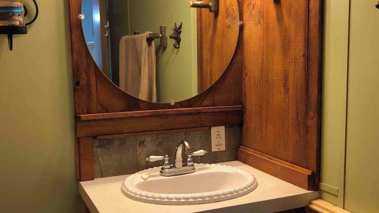 Photo of Bathroom in Town of Webb