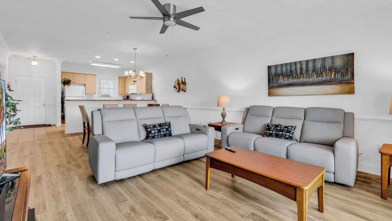 Photo of Livingroom in Central Myrtle Beach