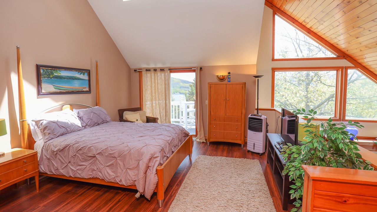 Photo of Bedroom in Canandaigua