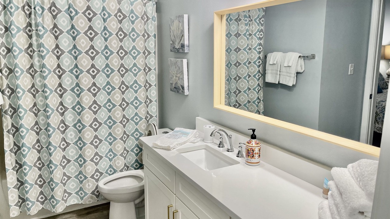 Photo of Bathroom in Gulf Shores
