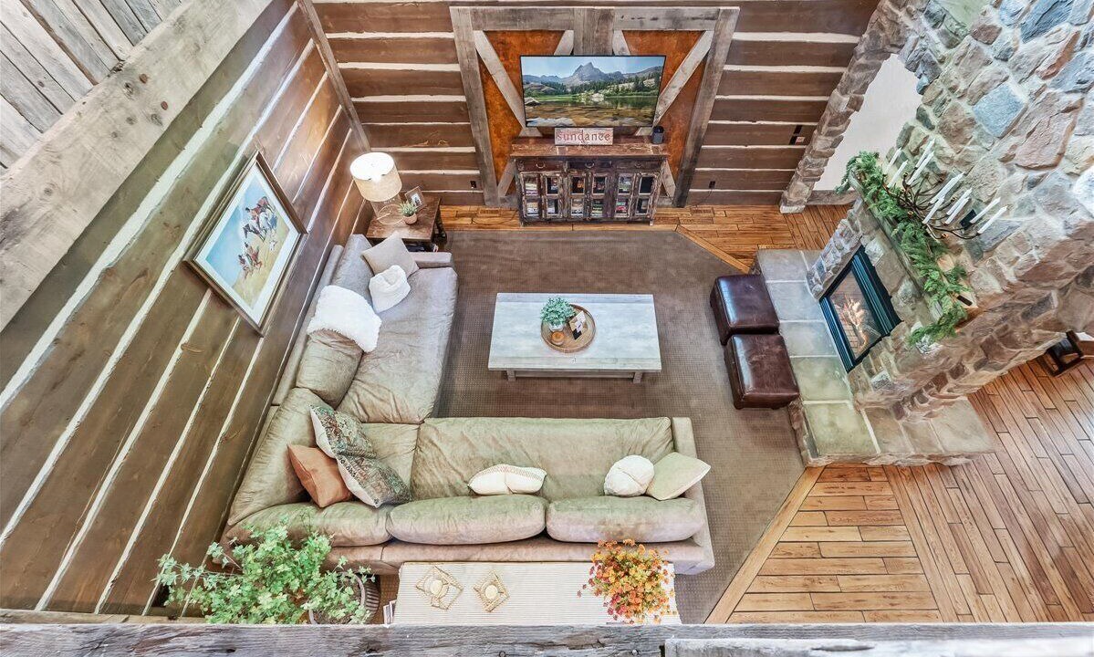 Photo of Livingroom in Sundance